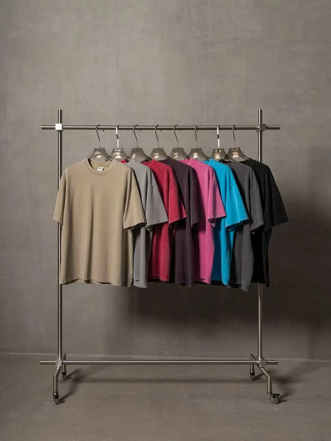 Blank T-shirts wholesale in multiple colors